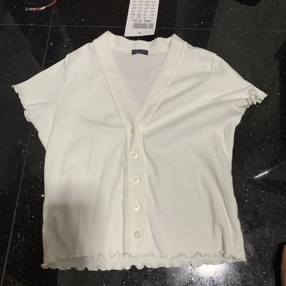 Tops - ISO Brandy melville paige ruffle top